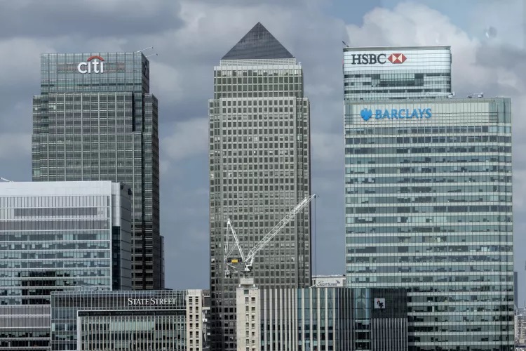 Cellular Connectivity In The Industry – Finance