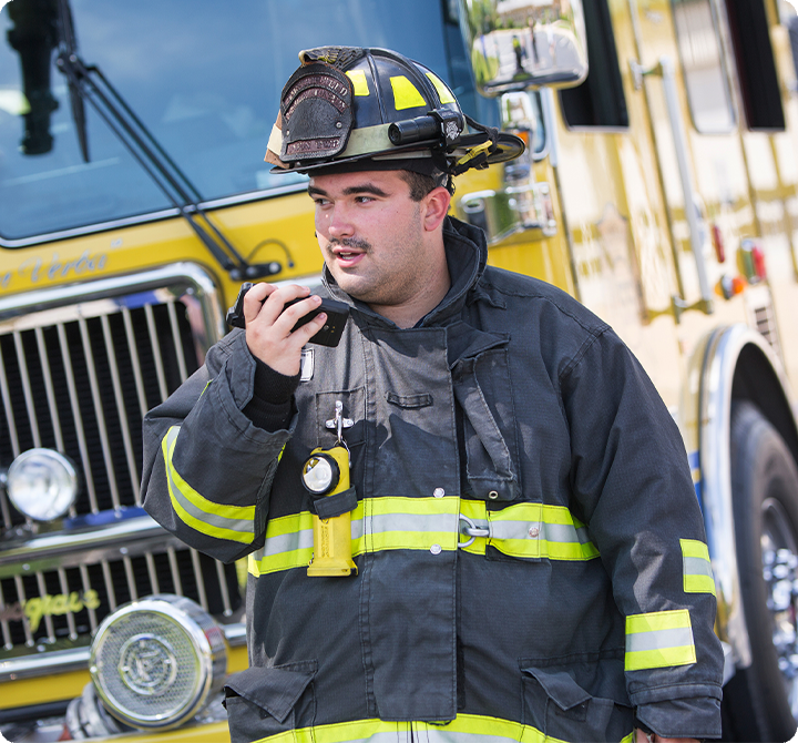 FirstNet & Frontline: Critical Communications for First Responders FirstNet & Frontline: Critical Communications for First Responders